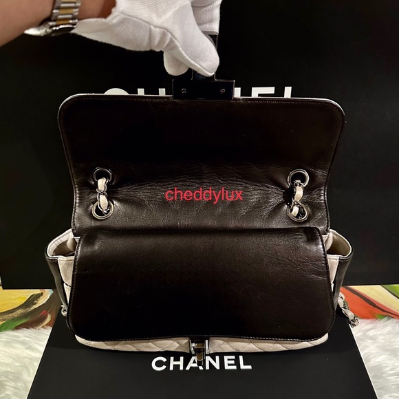 💃🏻♥️🥰Authentic Classic CHANEL Double Flap Rare Bicolor Medium Lambskin Bag - Picture 6 of 16